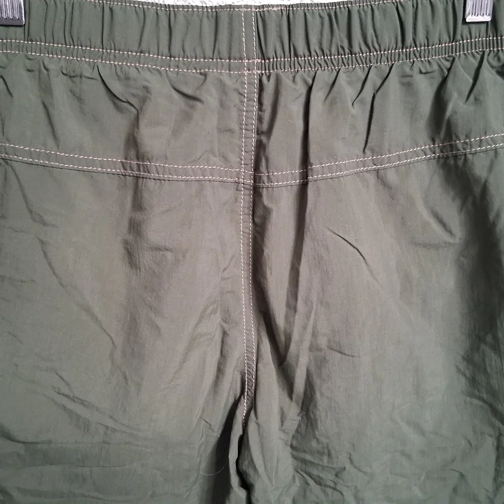 Columbia Olive Green Swim  Shorts    Sizre S